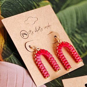 ✨ POOLSIDE U-SHAPED EARRINGS ✨